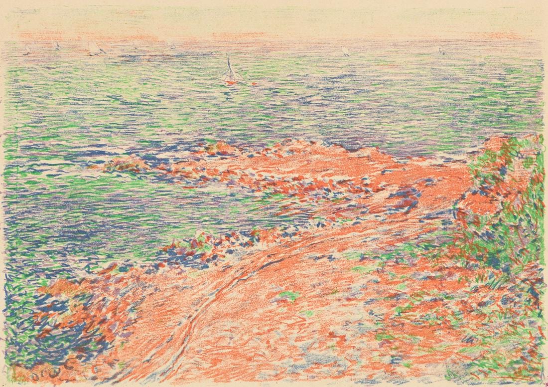 Vue d'une cote avec des voiliers