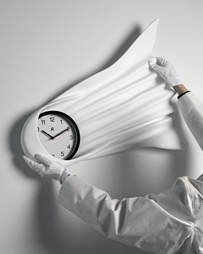 Falling Clock